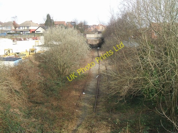 Photo 6"x4" Overgrown railway at Dudley Port Tipton\/SO9592 c2007