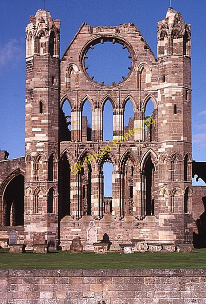 Photo 6"x4" Elgin Cathedral Elgin c1990