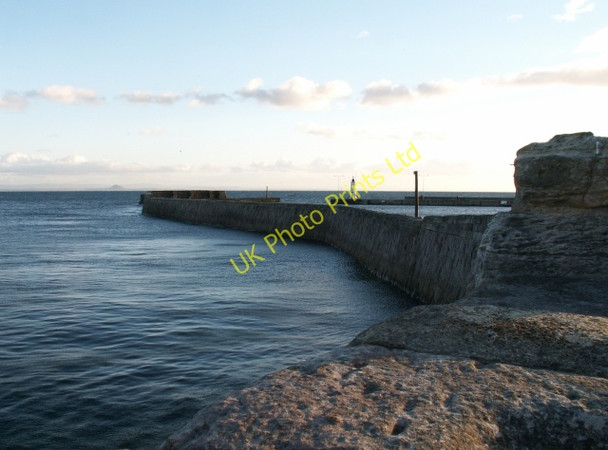Photo 6"x4" Eastern seawall, Anstruther harbour Anstruther Wester c2005