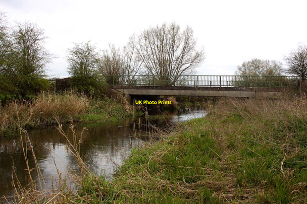 Photo 6"x4" Waterhay Bridge over the Thames Waterhay c2012