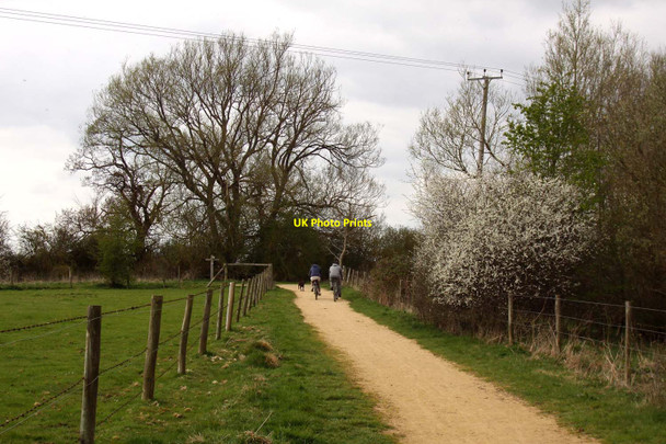 Photo 6"x4" The Thames Path to Ashton Keynes Waterhay c2012