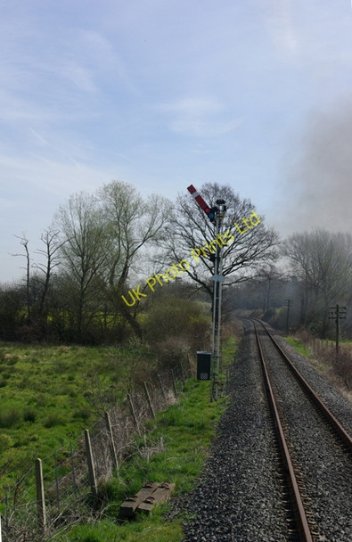 Photo 6"x4" Signal approaching Northiam station Newenden c2007