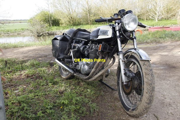 Photo 6"x4" Triton by the gate Eaton Hastings c2012