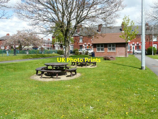 Photo 6"x4" Oxford Park Picnic Area Denton\/SJ9295 c2012