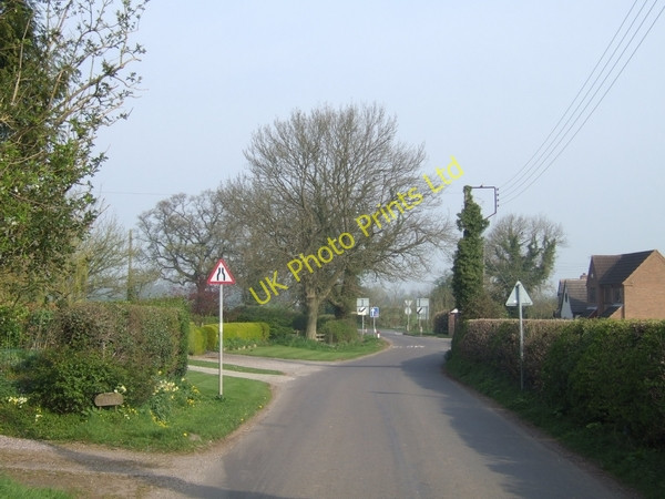 Photo 6"x4" The road to Haughton Bradley\/SJ8817 c2007