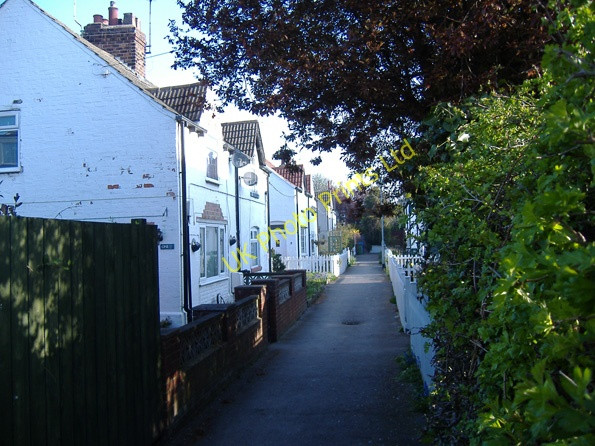 Photo 6"x4" Anlaby Avenue, off Hull Road, Anlaby Common Hessle\/TA0326 c2007