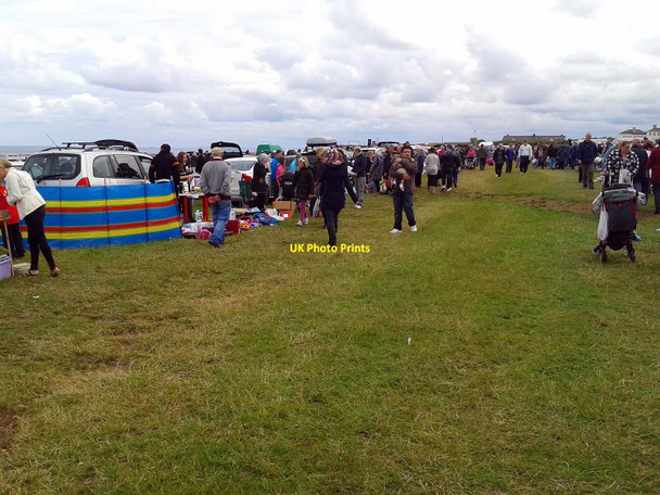 Photo 6"x4" Seaham Car Boot Sale Seaham c2012 P1