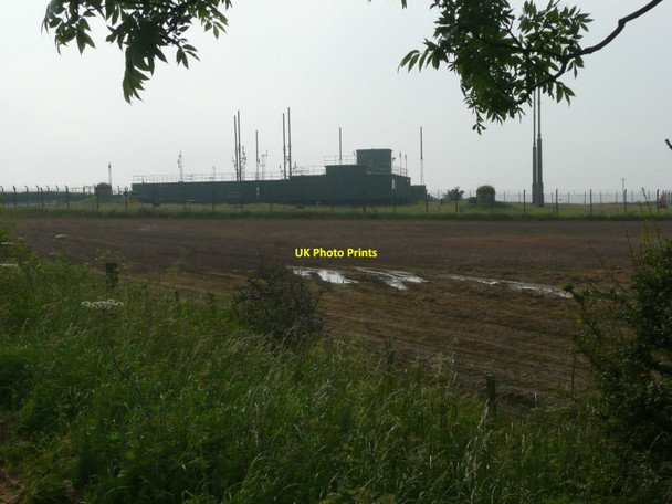 Photo 6"x4" Well protected communication masts Bilton\/NU2210 c2012