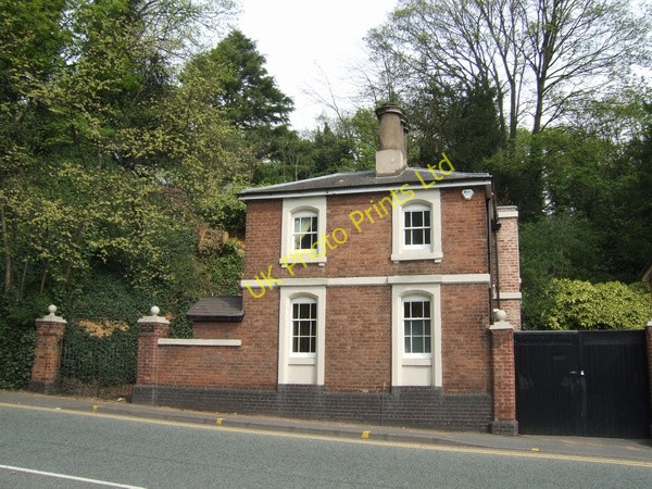 Photo 6"x4" Lodge to Avenue House, Tettenhall Stockwell End c2007