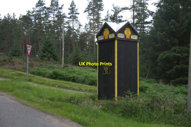 Photo 6"x4" AA phonebox in Glen Dye Strachan c2012