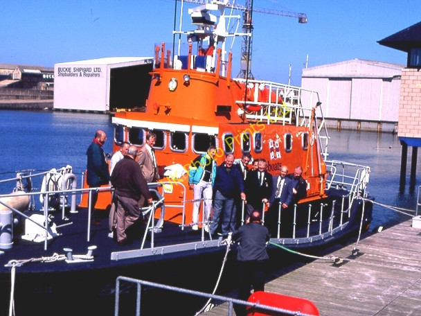 Photo 6"x4" Buckie Lifeboat Station Buckie\/NJ4165 c1999