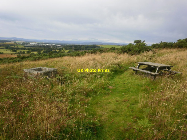 Photo 6"x4" Brimmond Hill Country Park Chapel of Stoneywood c2012