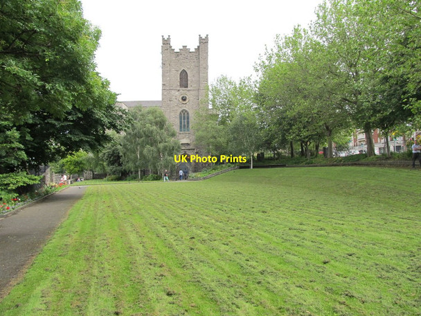 Photo 6"x4" The converted graveyard of St Audoen's CoI Parish church Dolphins Barn c2012