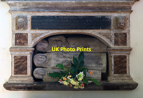 Photo 6"x4" Church of St Peter & St Paul, Bishops Hull - Fowell family monument (2) detail Bishop's Hull c2012