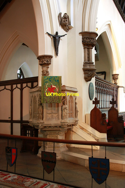 Photo 6"x4" St Edward the Confessor, Market Place, Romford - Pulpit Romford\/TQ5289 c2012