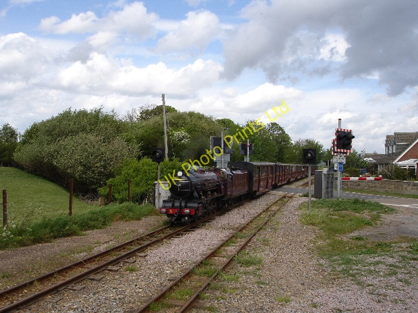 Photo 6"x4" Burmarsh crossing Burmarsh\/TR1031 c2007