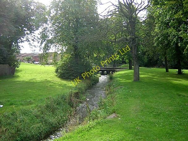 Photo 6"x4" Aurs Burn in Barrhead Barrhead c2006