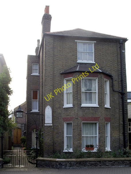 Photo 6"x4" Welsh Presbyterian Chapel, Ealing Green, Ealing, W5 Ealing c2006
