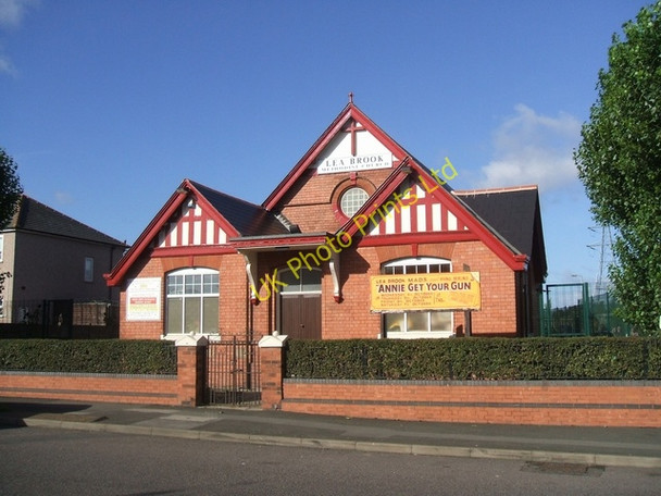 Photo 6"x4" Lea Brook Methodist Church, Wednesbury Wednesbury c2006