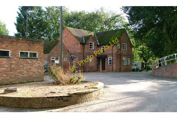 Photo 6"x4" Part of the Walesby Scout Camp Admin Buildings New Ollerton c2006