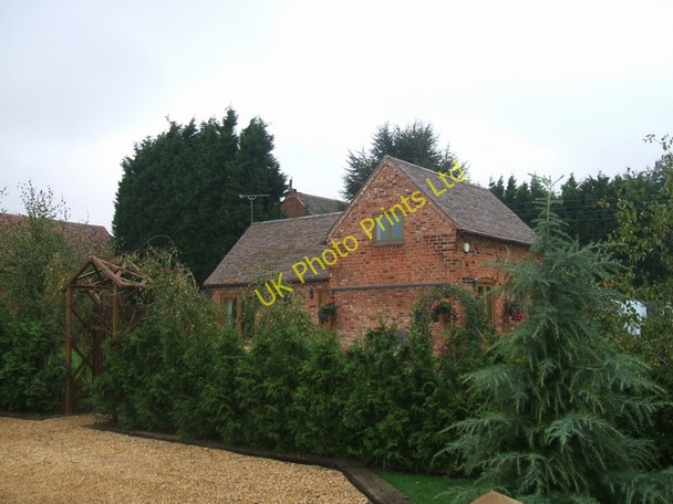 Photo 6"x4" Barn conversion at Lawn Farm Coven Lawn c2006