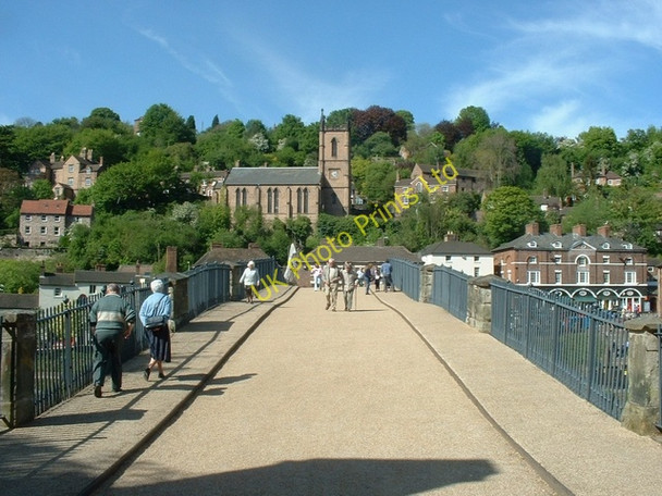 Photo 6"x4" Ironbridge town and church Ironbridge c2002