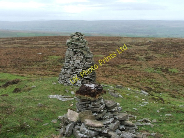 Photo 6"x4" Cairn and Grouse Grit on Wassett Fell. Newbiggin\/SD9985 c2006