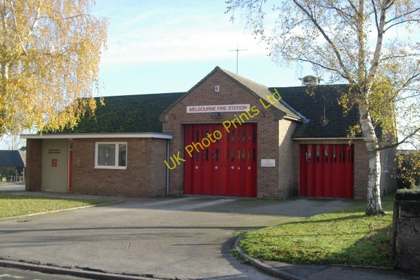 Photo 6"x4" Melbourne fire station Melbourne\/SK3825 c2006