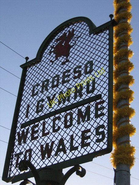 Photo 6"x4" Croeso I Gymru\/Welcome to Wales Chester c2006