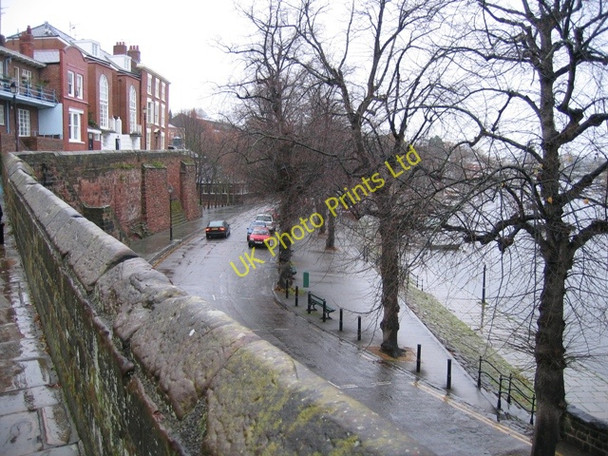 Photo 6"x4" A wet day in  Chester Groves Chester c2006