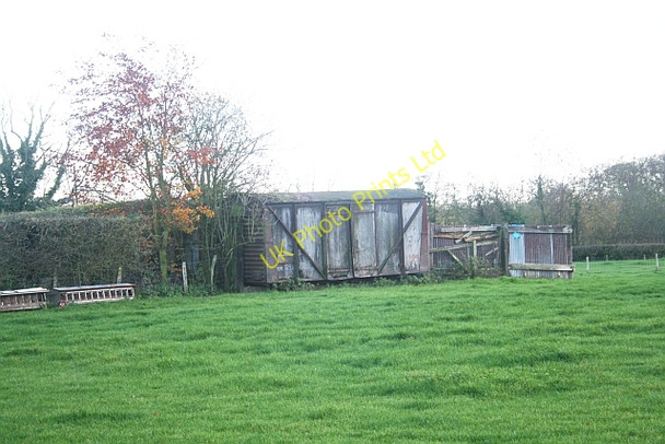 Photo 6"x4" Old Railway Cattle Wagon, Moorcroft Farm Colwall c2006