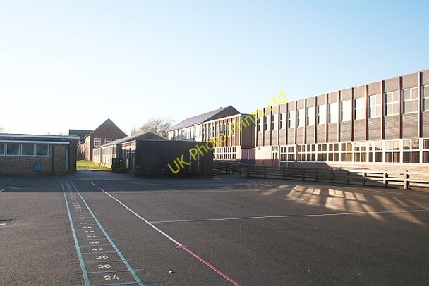 Photo 6"x4" The buildings of Northallerton College from Mill Hill School Northallerton c2006