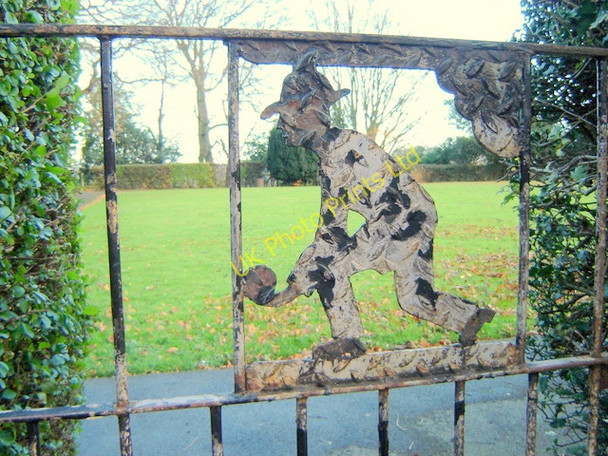 Photo 6"x4" Disused bowling green on Bailey Hill in Mold Mold\/Yr Wyddgrug c2006