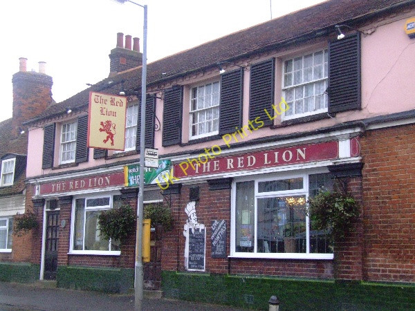 Photo 6"x4" Great Wakering: The Red Lion Great Wakering c2006