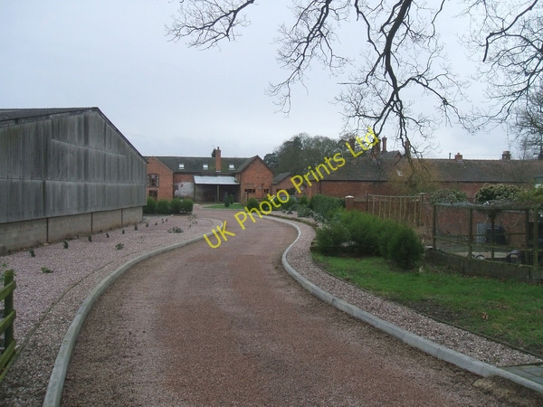 Photo 6"x4" Development at Heath House Farm Oaken c2006