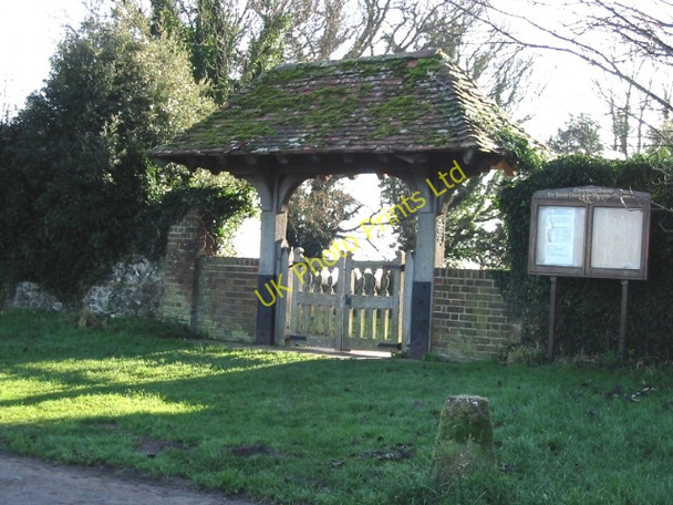 Photo 6"x4" The lych gate for Northbourne Church Northbourne\/TR3352 c2007