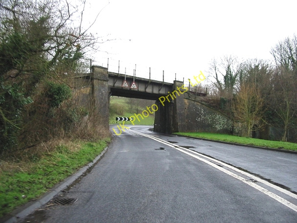 Photo 6"x4" The London Dover line crosses the old A2 looking W Temple Ewell c2007