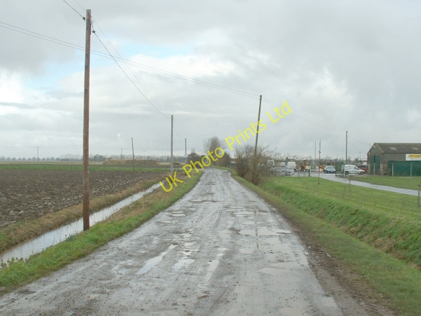Photo 6"x4" Track off Thurlands Drove, Upwell Upwell c2007