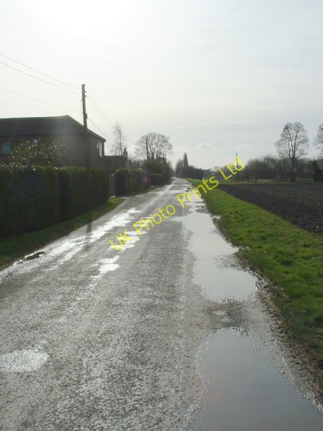 Photo 6"x4" Eaugate Road, Moulton Eaugate Moulton Eaugate c2007