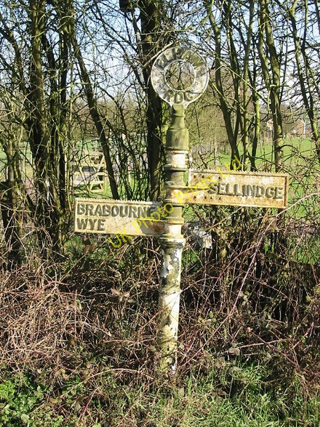 Photo 6"x4" Old Elham Rural District Council finger post Broad Street\/TR1140 c2007