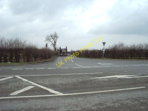 Photo 6"x4" The Road to Upper Heyford from its junction with the B430 Fewcott c2007