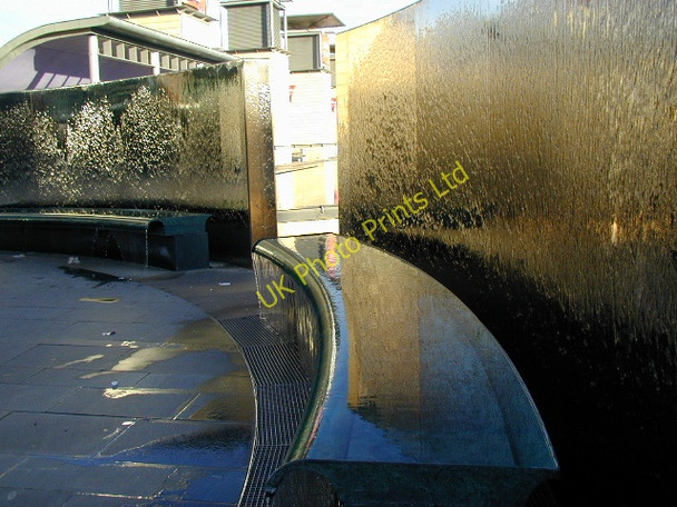 Photo 6"x4" Water Feature Millennium Square Bristol Bedminster c2002