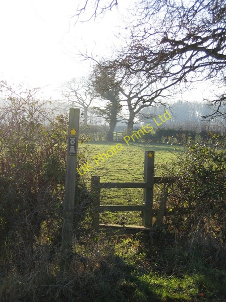 Photo 6"x4" Stiles and Footpath near Crewe by Farndon Crewe-by-Farndon c2007