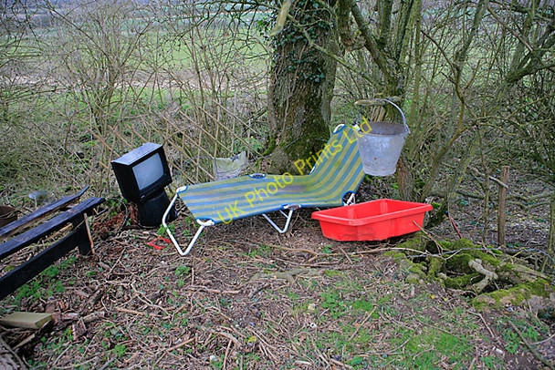Photo 6"x4" Curious scene near Whiteway Farm, East Stratton East Stratton c2007