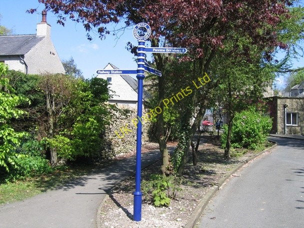 Photo 6"x4" Footpath from Greenfoot Car Park. Settle c2007