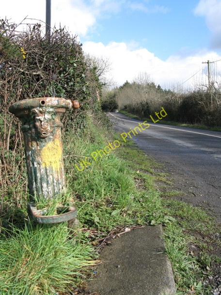 Photo 6"x4" Disused water fountain, Lordship, Co. Louth Jenkinstown\/J1008 c2007