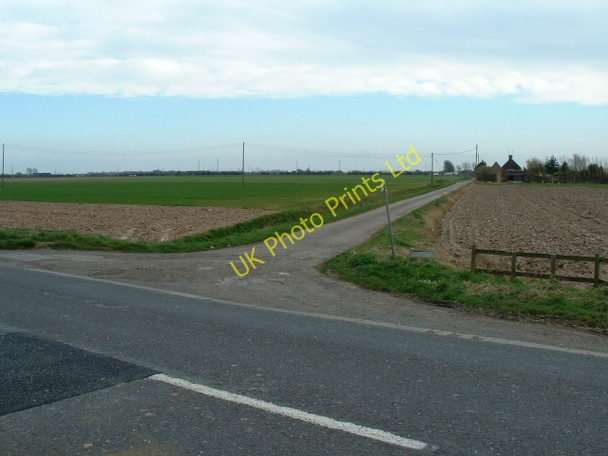 Photo 6"x4" Junction - Bridge Road and Fields farm, Sutton Bridge Sutton Bridge c2007
