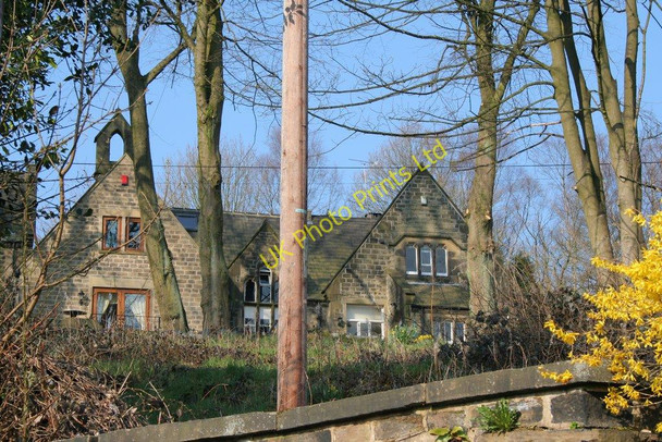 Photo 6"x4" Roofline of former school, Morley Hall Lane Boulder Clough c2007