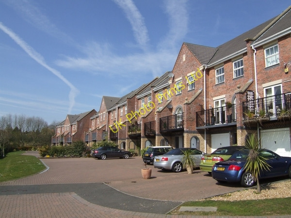 Photo 6"x4" Lakeside living in Telford Telford c2007