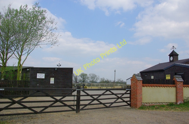 Photo 6"x4" Homestead Stables Headcorn c2007